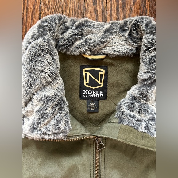 Noble Outfitters Women's Canvas Vest - Picture 4 of 16